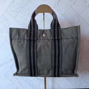 Hermès Fourre‑Tout PM Canvas Tote – Gray with Black Stripes